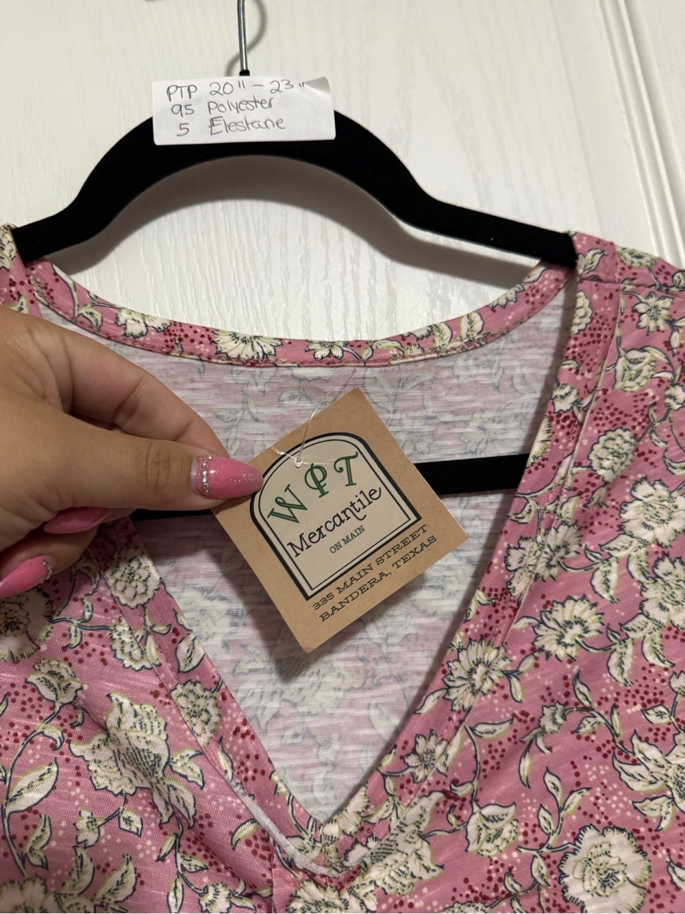 Women’s Pink Floral Ruched V-Neck Top - Picture 5 of 5